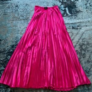 Hot Pink Pleated skirt with side slits